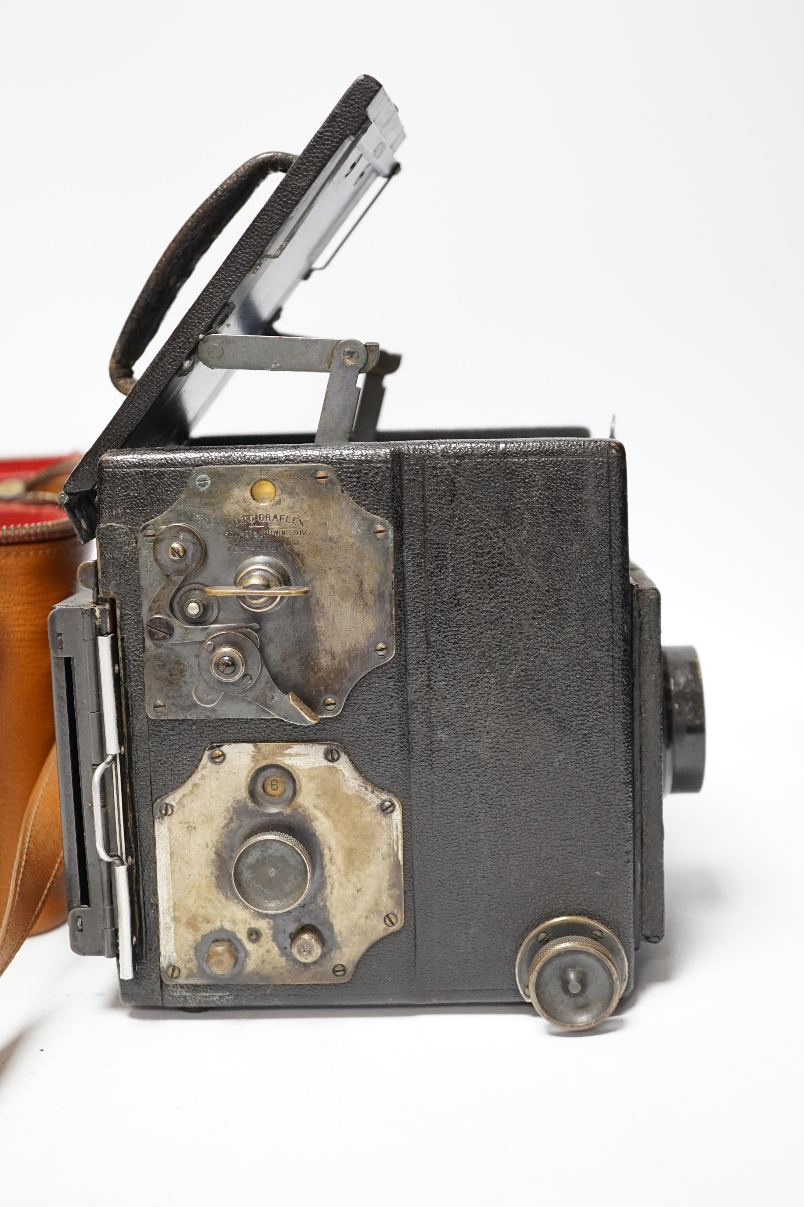 Folmer & Schwing auto Gratlex camera and plates
